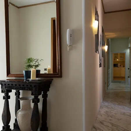 Toledo's House * Неаполь